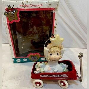 *2000* Precious Moments Radio Flyer Christmas Ornament with Real Working Wagon